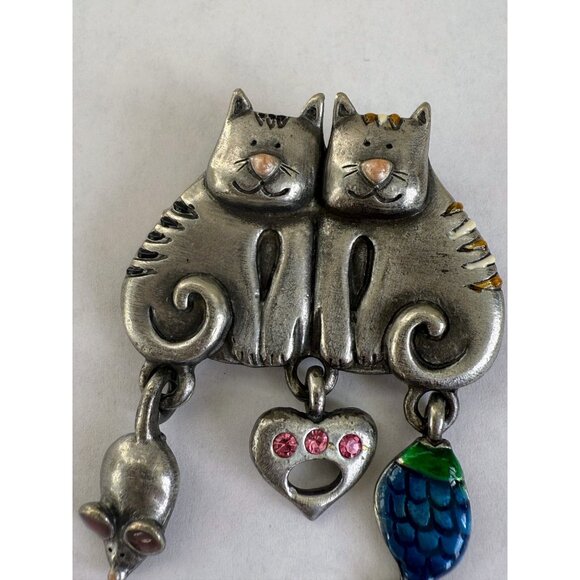 Vintage 70's Pewter Cartoon Cats Kitties Brooch With Dangles Mouse Heart Fish - Picture 4 of 6